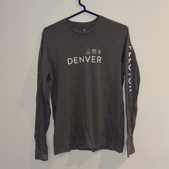 Peloton Tops - Peloton Denver Long Sleeve Tee T-shirt